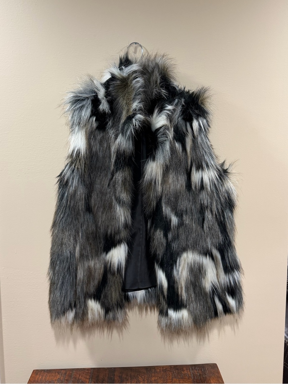 White House Black Market Faux Fur Vest